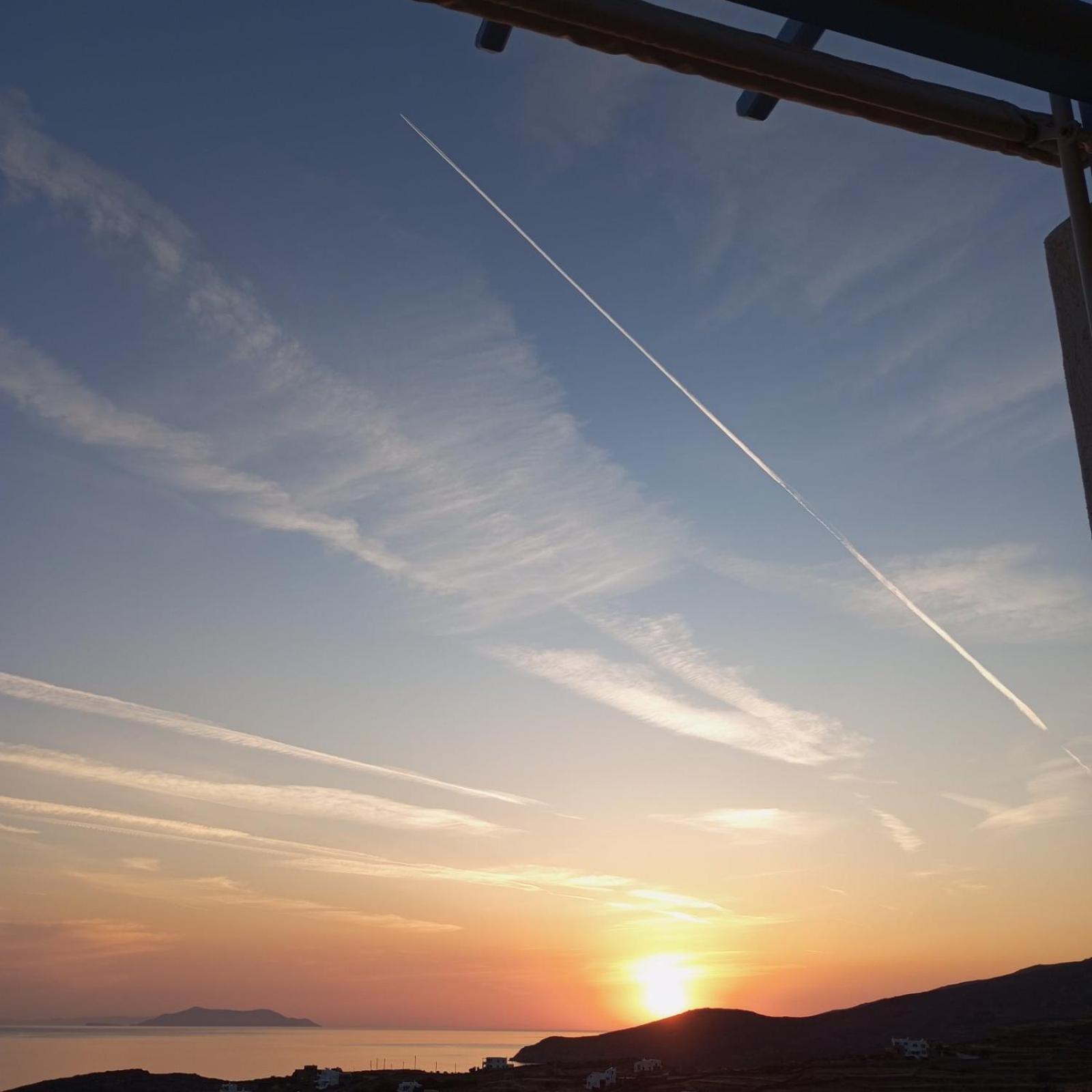Iliopetra Residence Agios Romanos Exterior photo